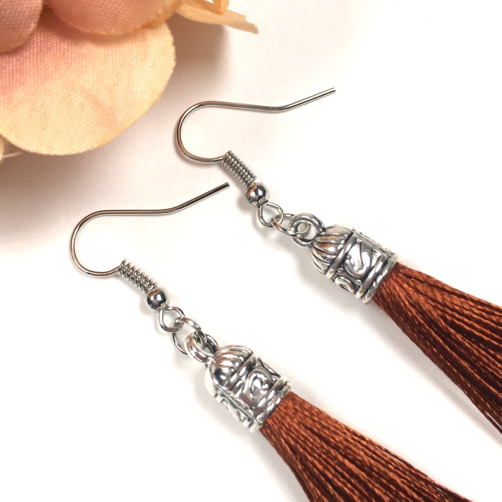 Spice Tassel Earrings - Picture 3 of 3
